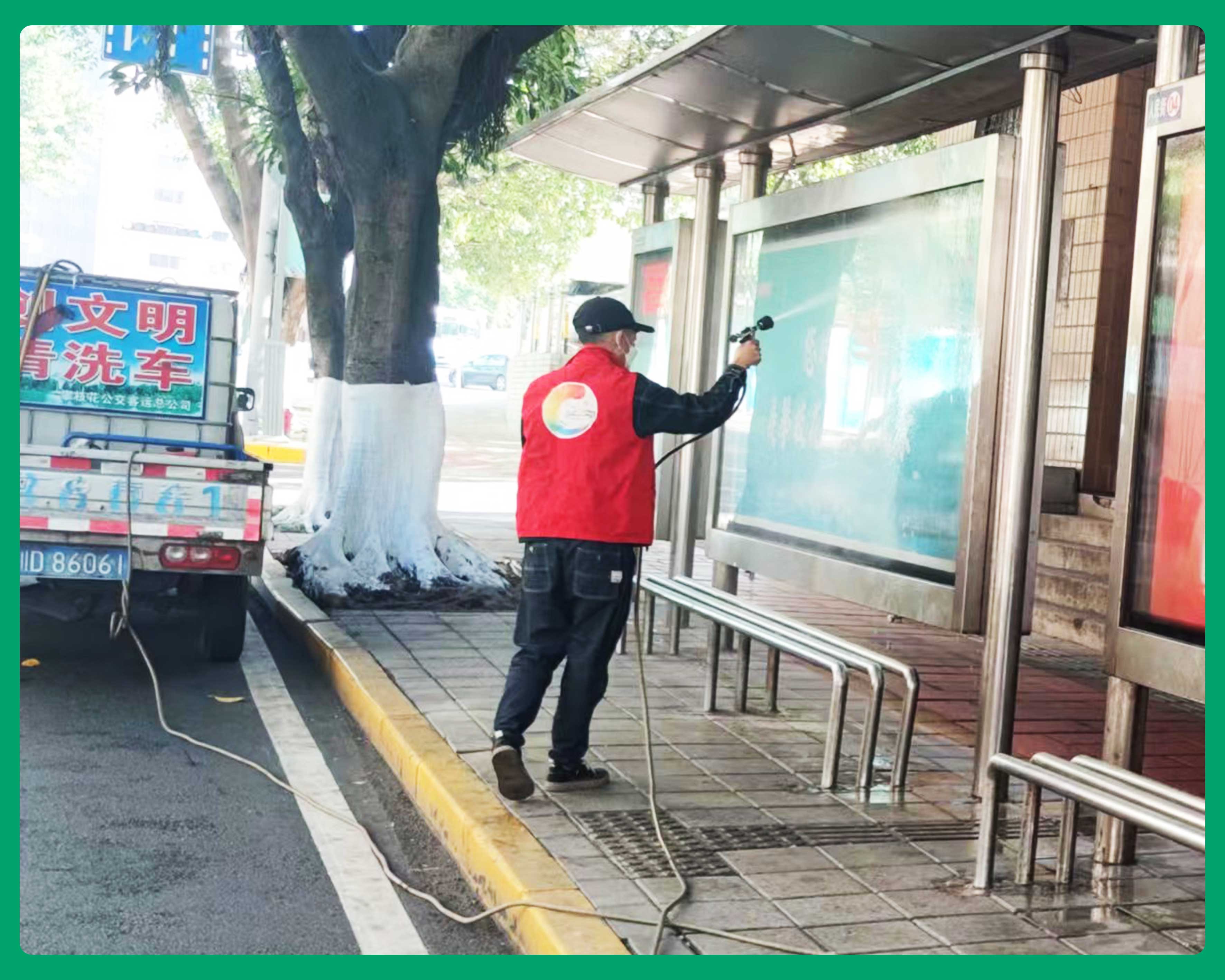 創(chuàng)建全國(guó)文明城市，公交廣告在行動(dòng)